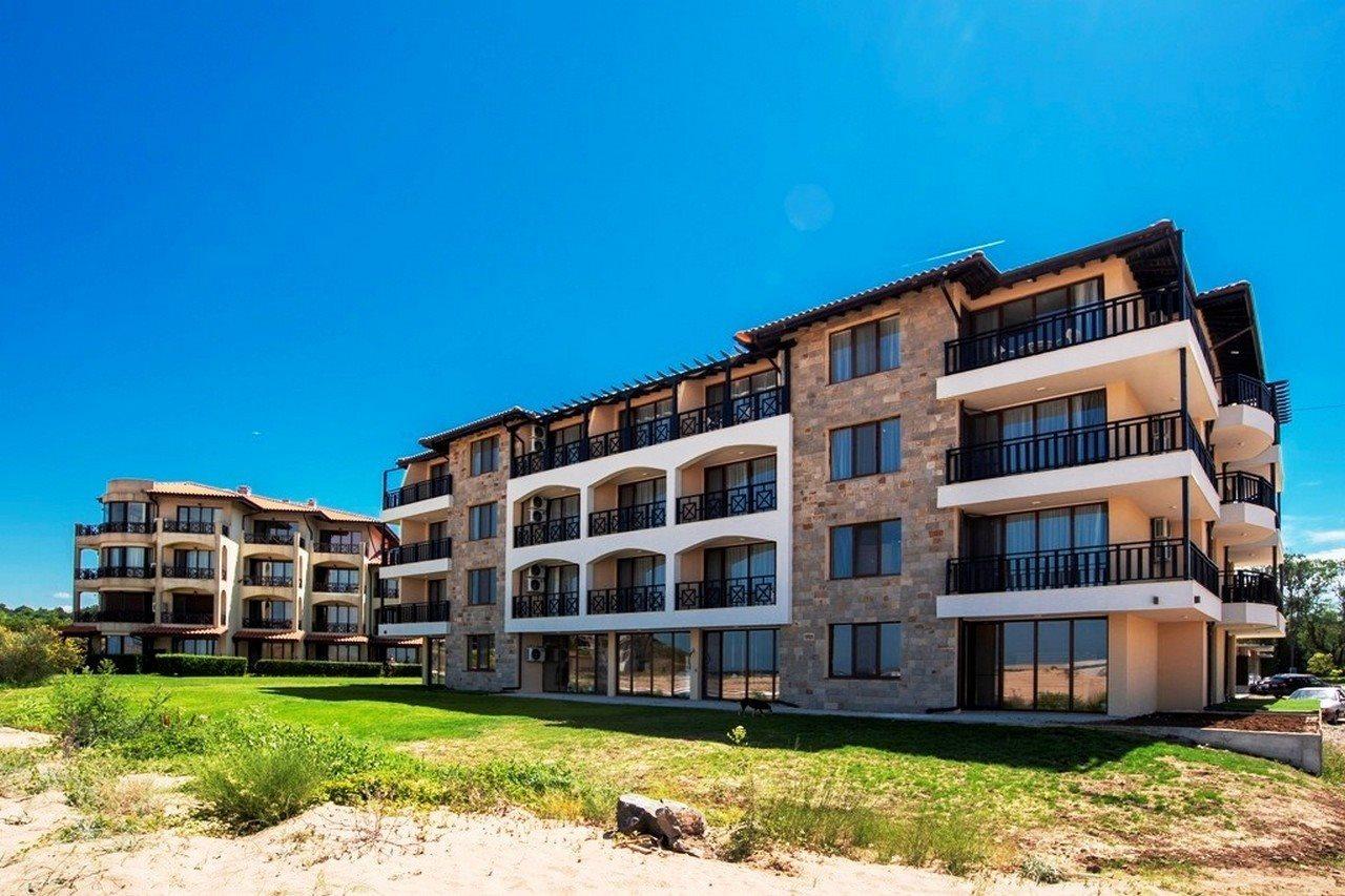 Apartamento de 70 m² en Lozenets, con 1 habitación Exterior foto
