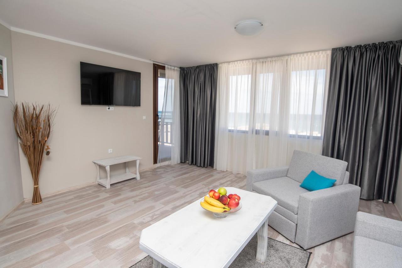 Apartamento de 70 m² en Lozenets, con 1 habitación Exterior foto