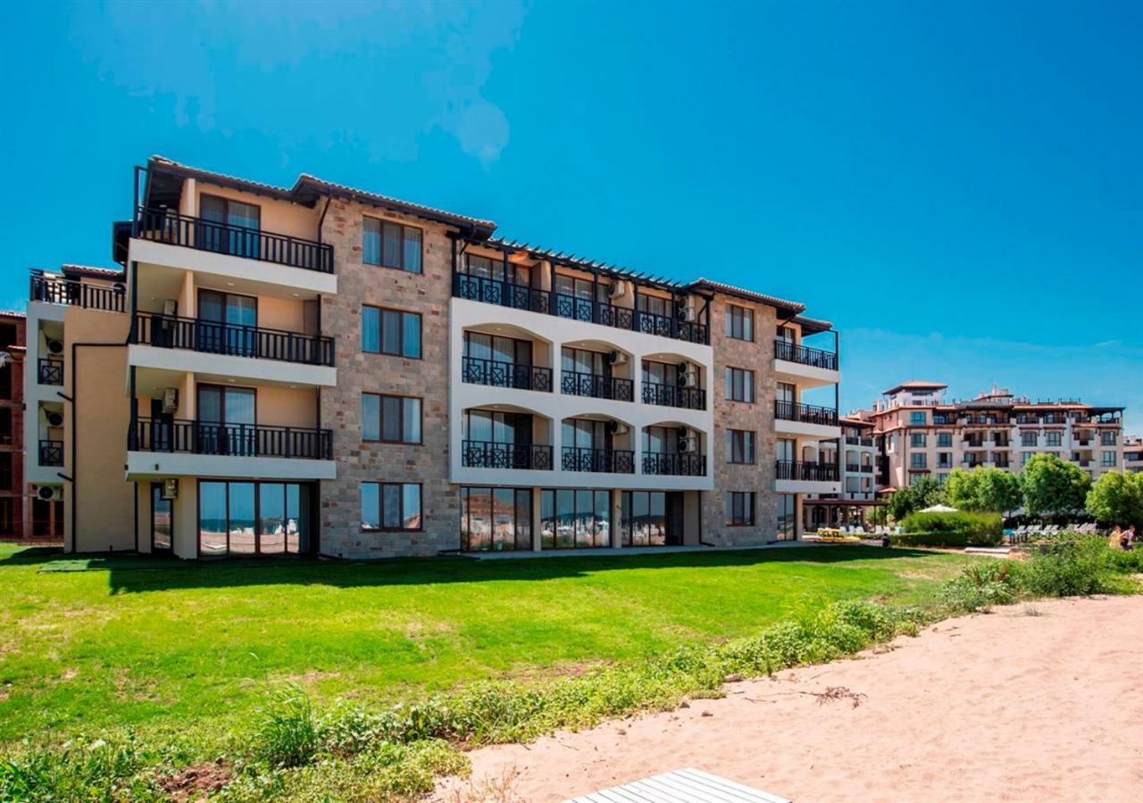 Apartamento de 70 m² en Lozenets, con 1 habitación Exterior foto